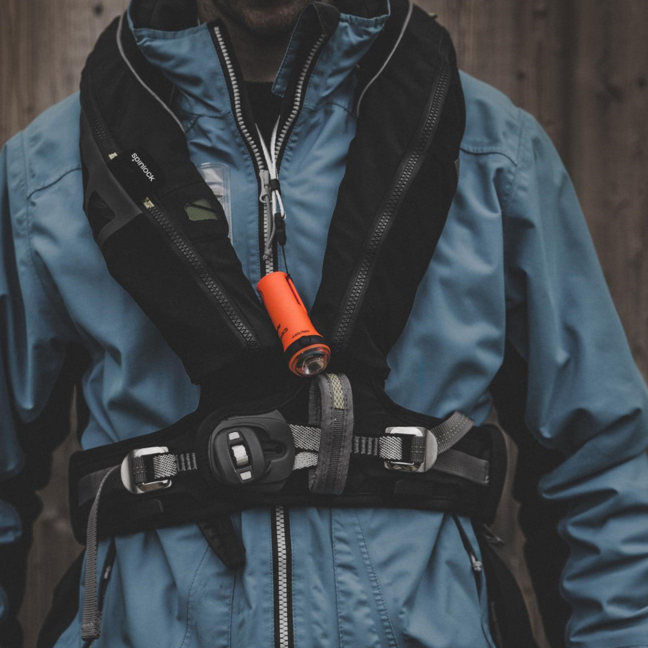 Torche flottante OLAS avec technologie homme à la mer